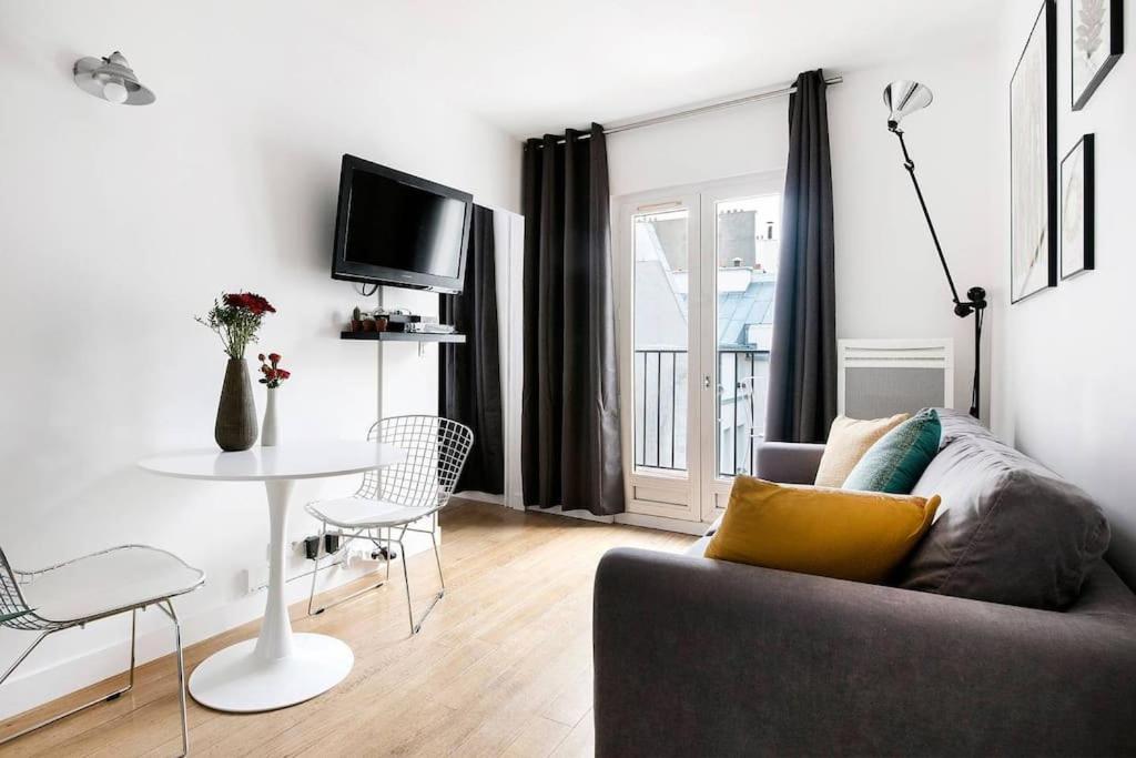 Appartement Superbe Studio Avec Balcon Au Coeur De Montorgueil à Paris Extérieur photo