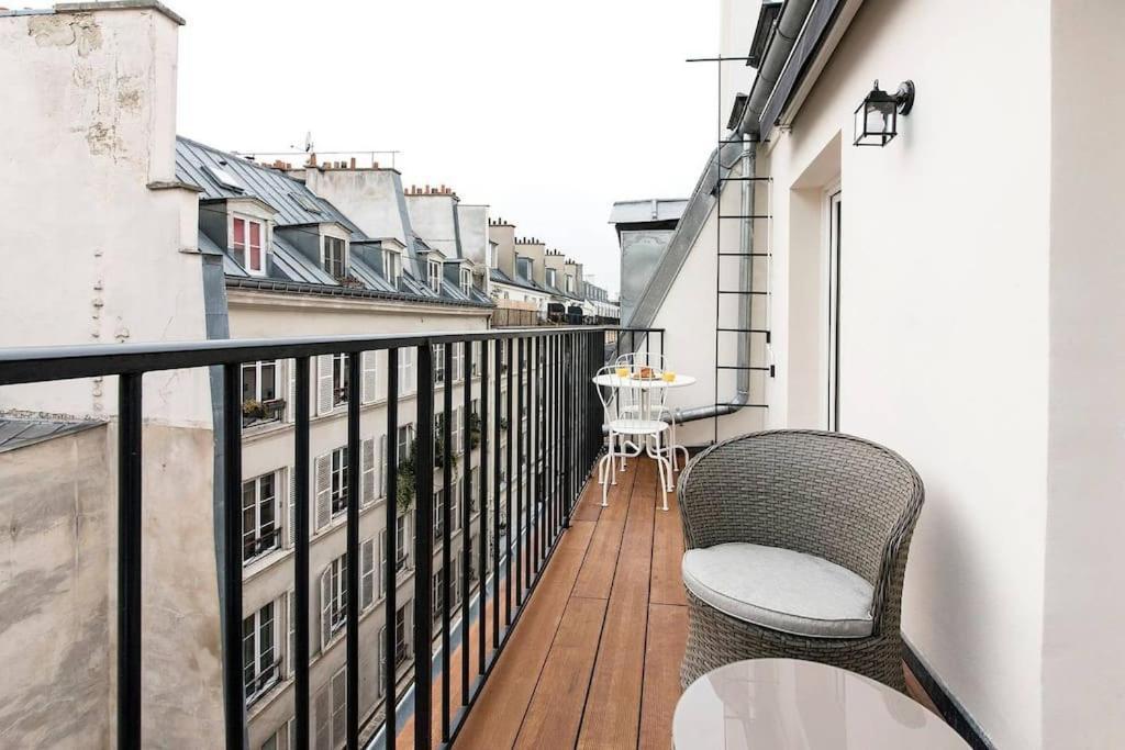 Appartement Superbe Studio Avec Balcon Au Coeur De Montorgueil à Paris Extérieur photo